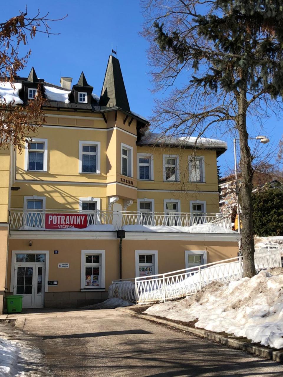 Apartman Jestrab 5 Янске-Лазне Екстер'єр фото